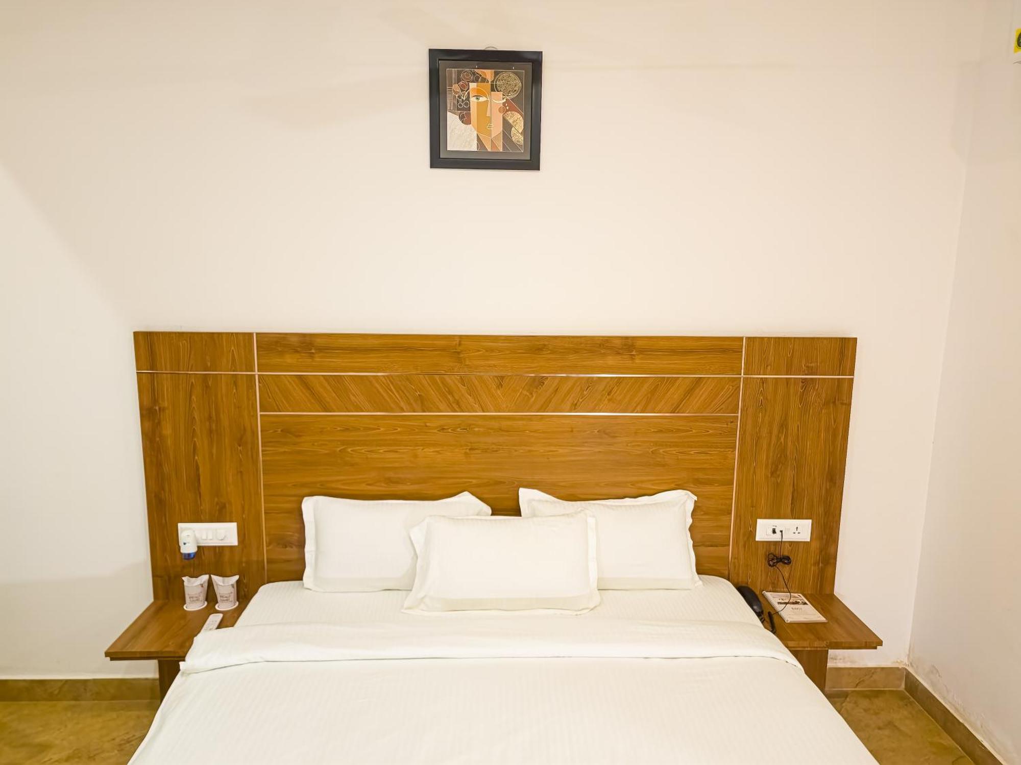 Hotel Amritara Ramila Kutir Ayodhya Exterior foto